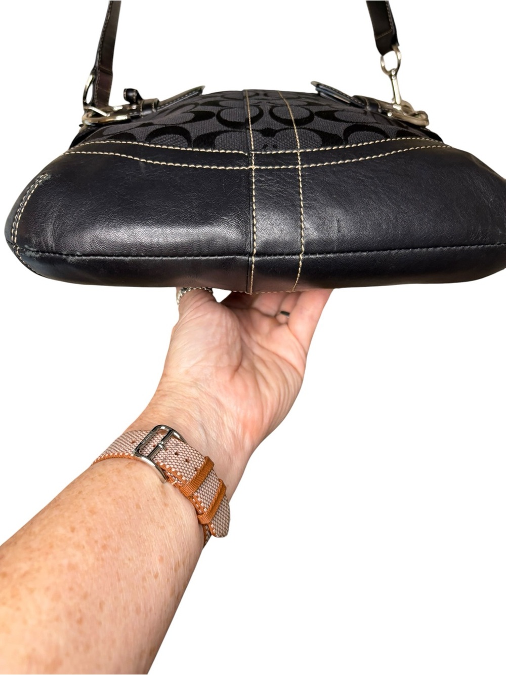 Coach 2005 Vintage Soho Signature Slim Duffle Bag – Black Jacquard Canvas - Picture 8 of 14